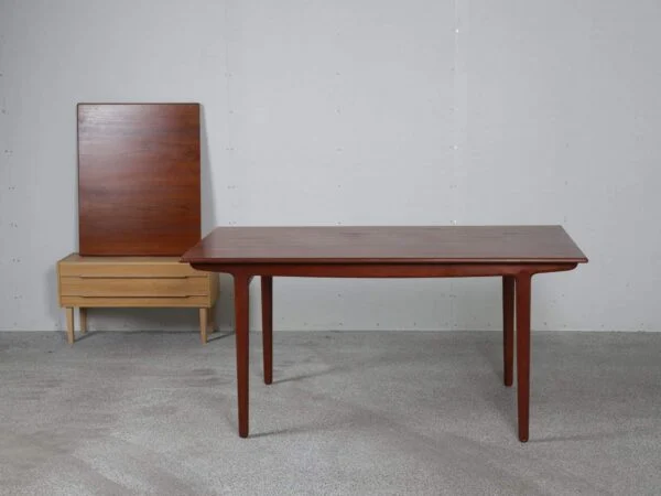 Spisebord i teak ala johannes andersen — billede 3