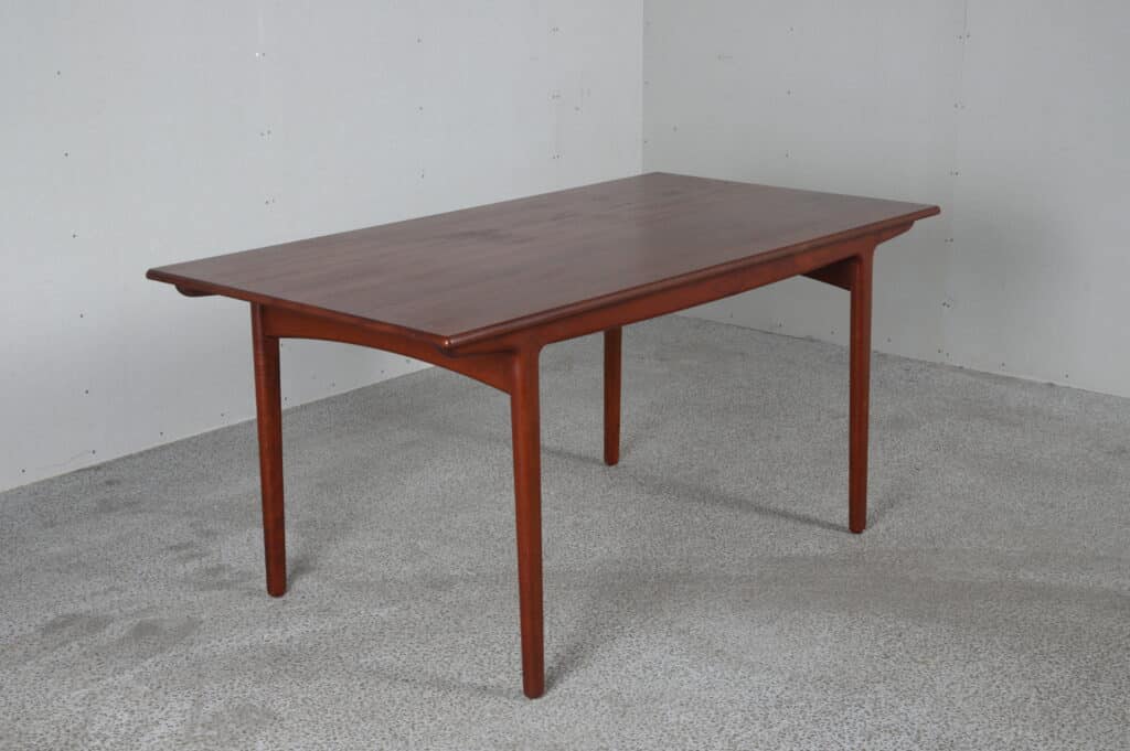 Spisebord i teak ala johannes andersen — billede 4