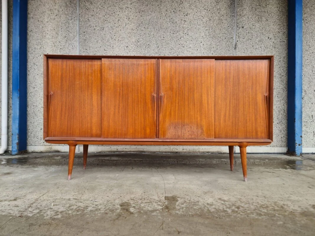 Gunni Omann Omann Jr Skænk model 19, teak