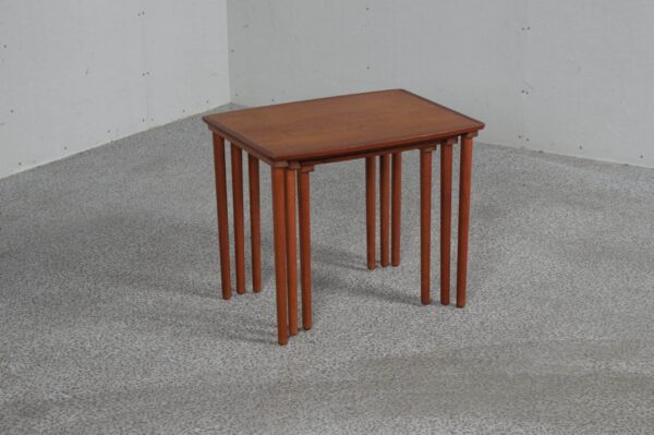 Indskudsborde, Teak
