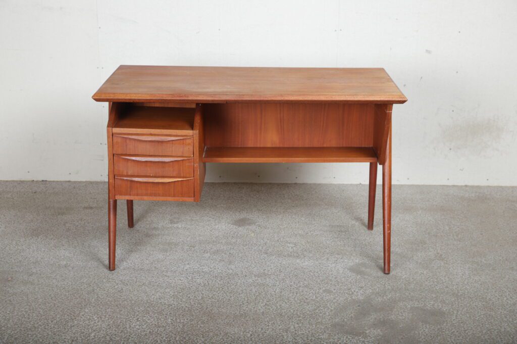 Tibergaard Skrivebord i teak, Tibergaard — billede 2