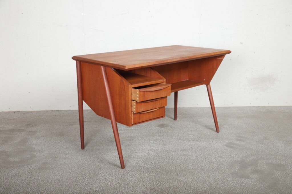 Tibergaard Skrivebord i teak, Tibergaard — billede 3