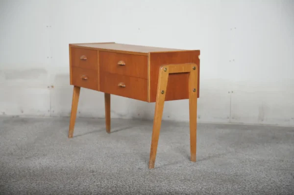 Entré kommode i teak
