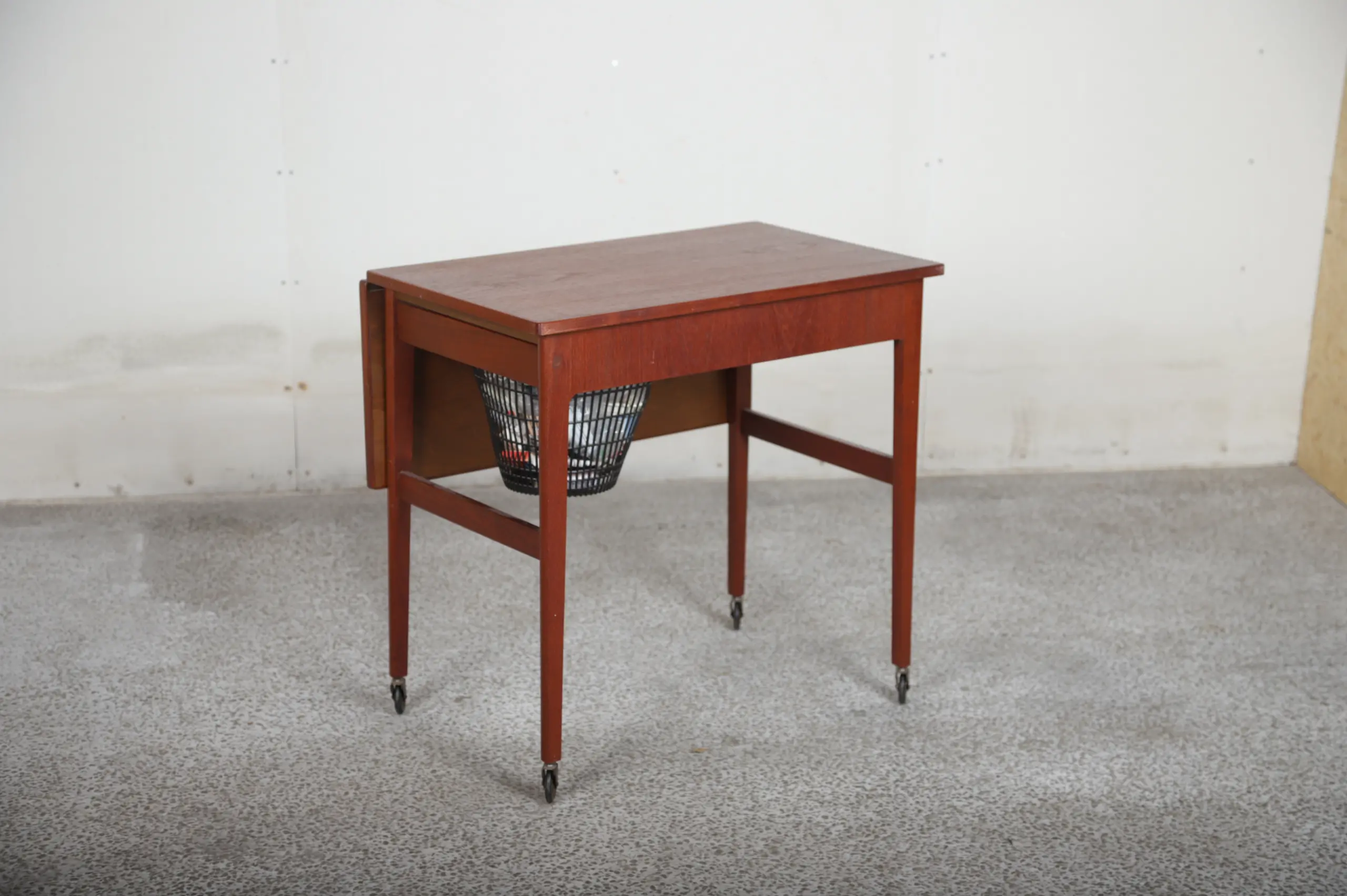 Sybord med klap og formica — billede 2