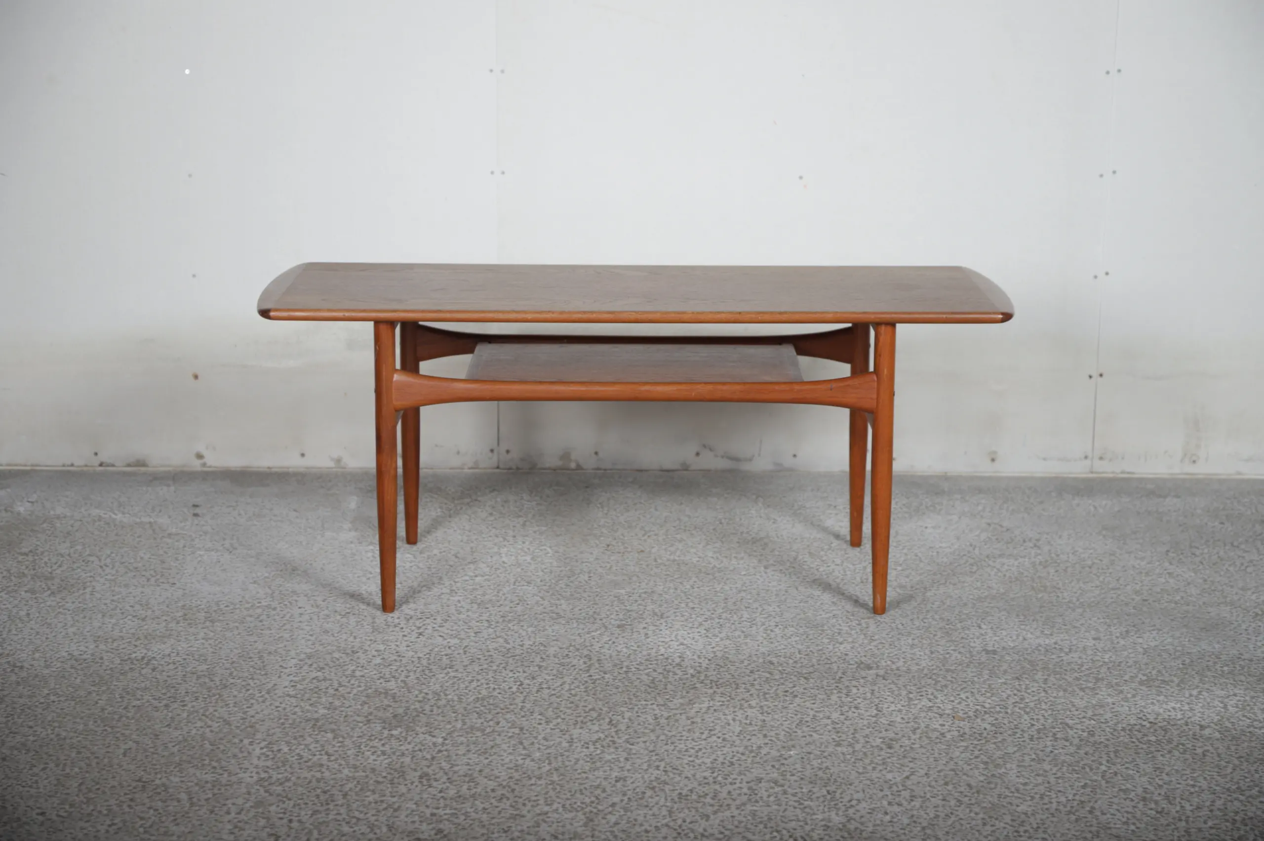Sofabord i teak, Arrebo