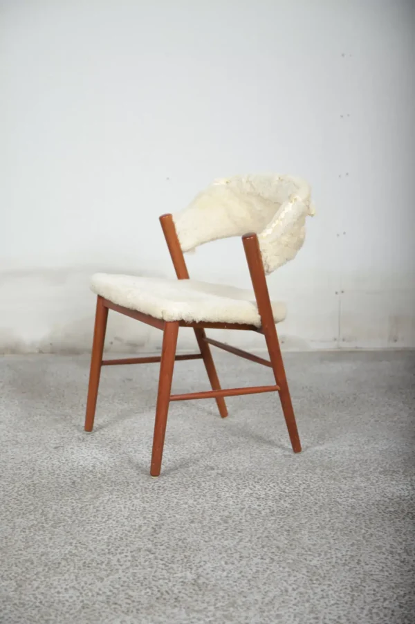 Sminkestol i teak