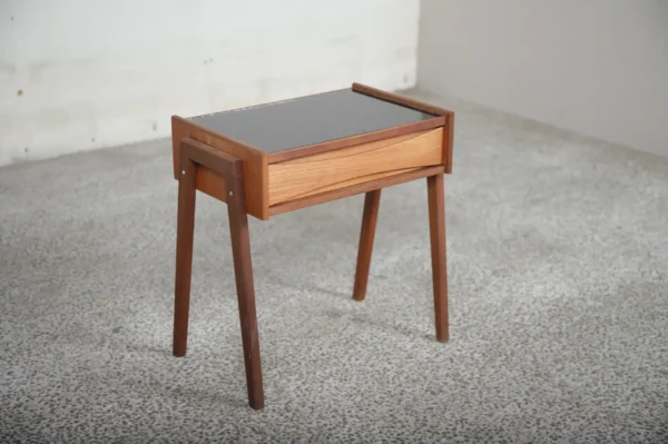 Natbord med sort glasplade, teak