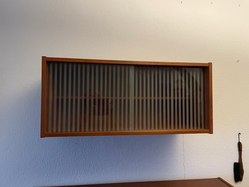 Kai Kristiansen Hængevitrineskab, teak