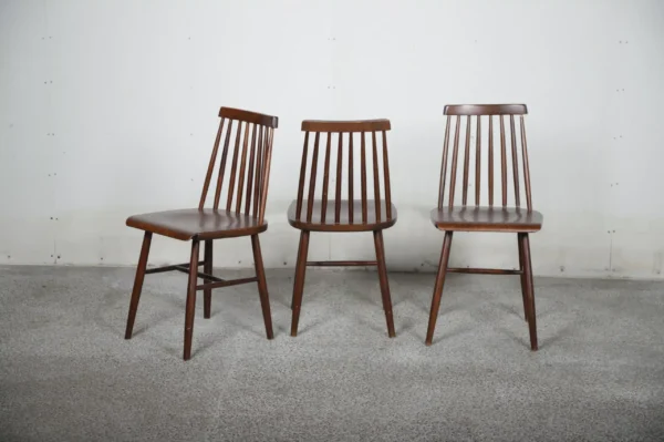 Tre brune pindestole, vintage ikea, model Preben