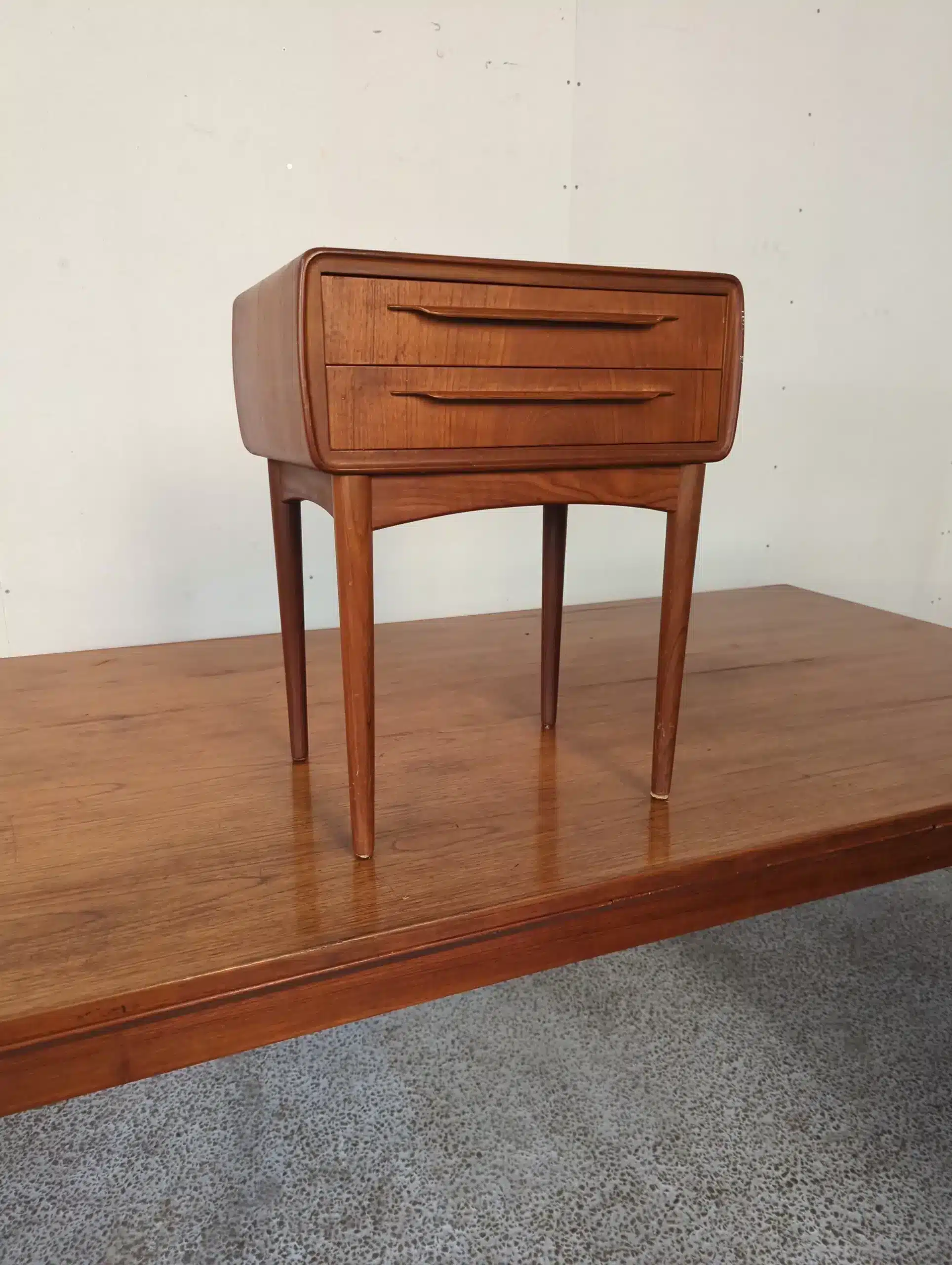 Johannes Andersen Sengebord, Johannes Andersen, teak
