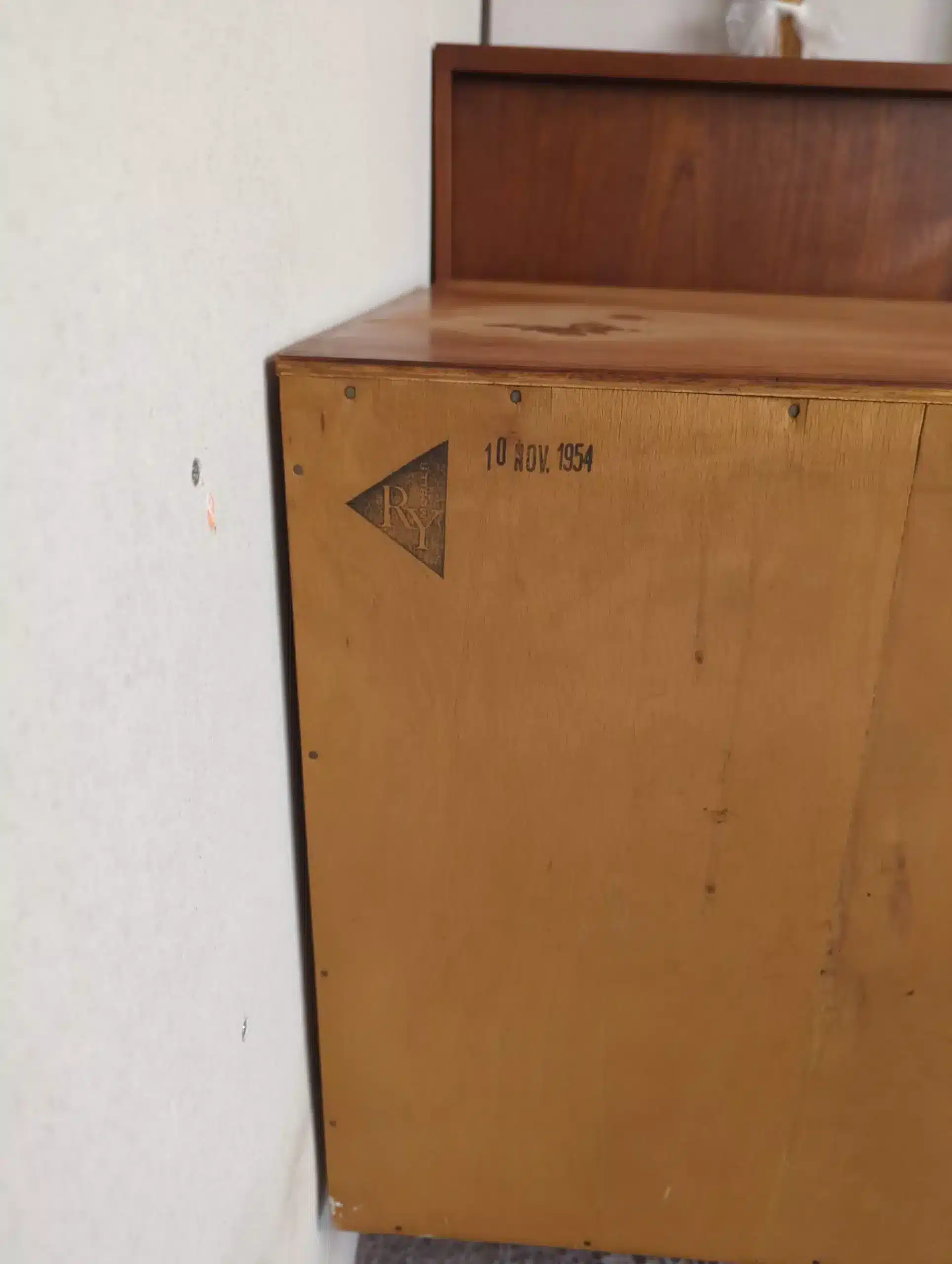 Wegner RY-20, todelt høj skænk, teak