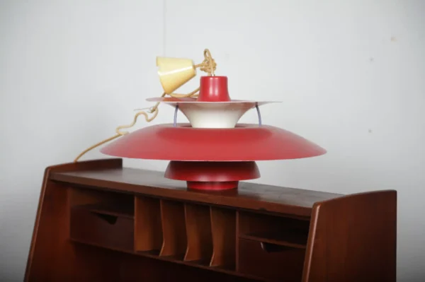PH5 lampe, rød, bulet