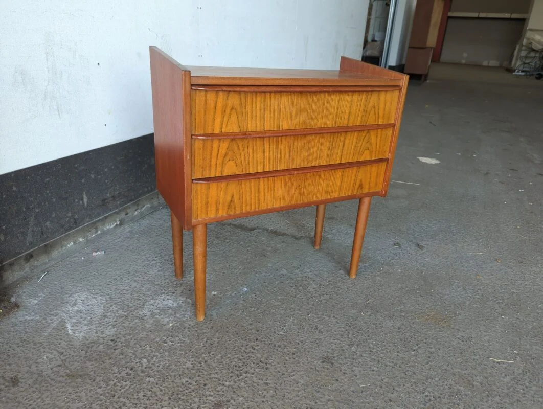 Entrekommode, teak