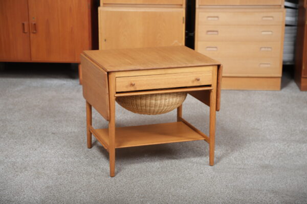 Sybord, Wegner, model AT33