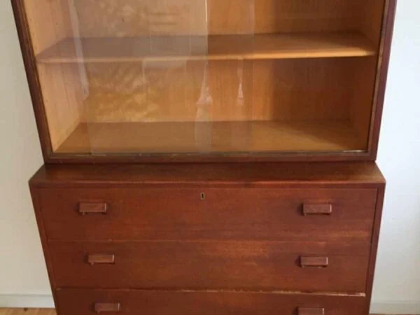 Sminke-kommode og vitrine-skab, Børge Mogensen