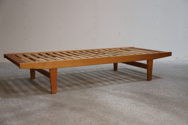 Daybed, egetræ, FDB, Poul M. Volther
