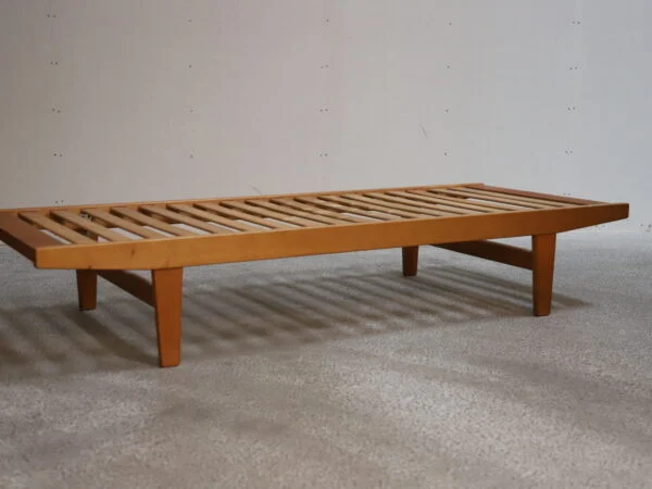Daybed, egetræ, FDB, Poul M. Volther