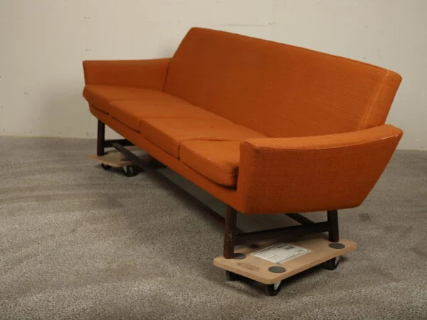 Trepersoners sofa, til ompolstring — billede 3