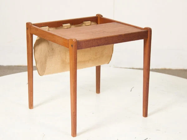 Brdr. Furbo Sidebord med magasinholder, teak, Brdr. Furbo — billede 2