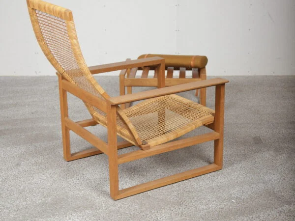 Børge Mogensen, model 2256, Fredericia Furniture Børge Mogensen slædestol med sjeneflet og skammel, model 2256, egetræ, Fredericia Furniture — billede 2