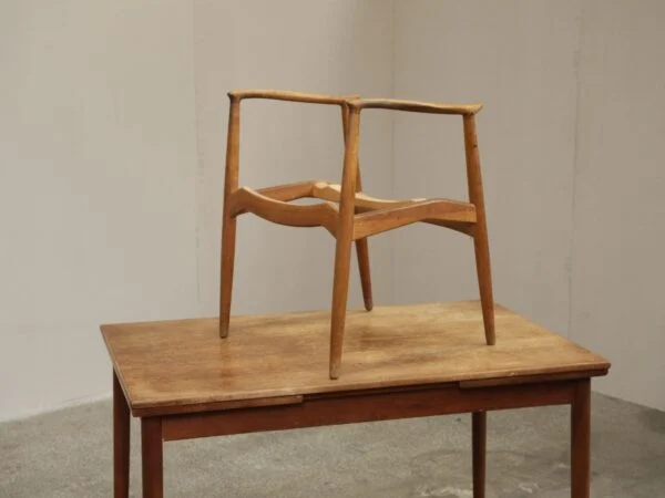 Erik Buch Captains Chair Armstol, Erik Buch Captains Chair, egetræ, til renovering — billede 3