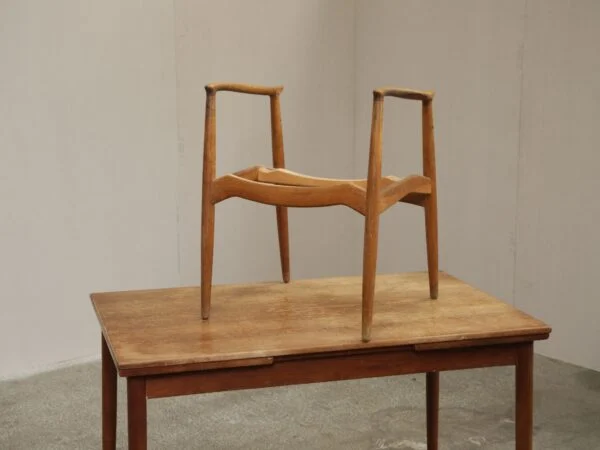 Erik Buch Captains Chair Armstol, Erik Buch Captains Chair, egetræ, til renovering — billede 4