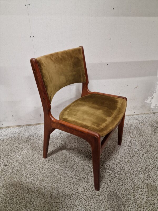 Én spisestol, teak, Erik Buch Model 89