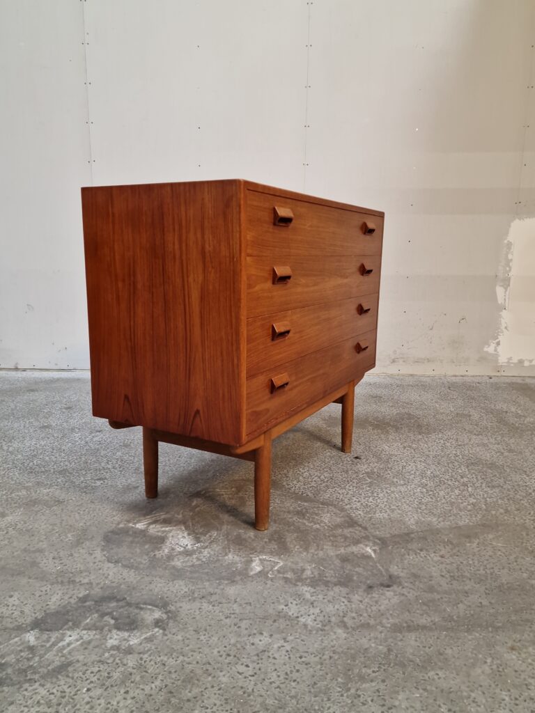 Kommode med fire brede skuffer, teak, Børge Mogensen #1