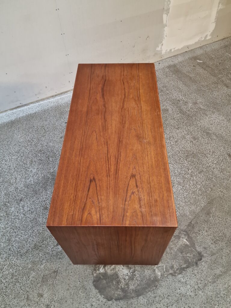 Kommode med fire brede skuffer, teak, Børge Mogensen #1