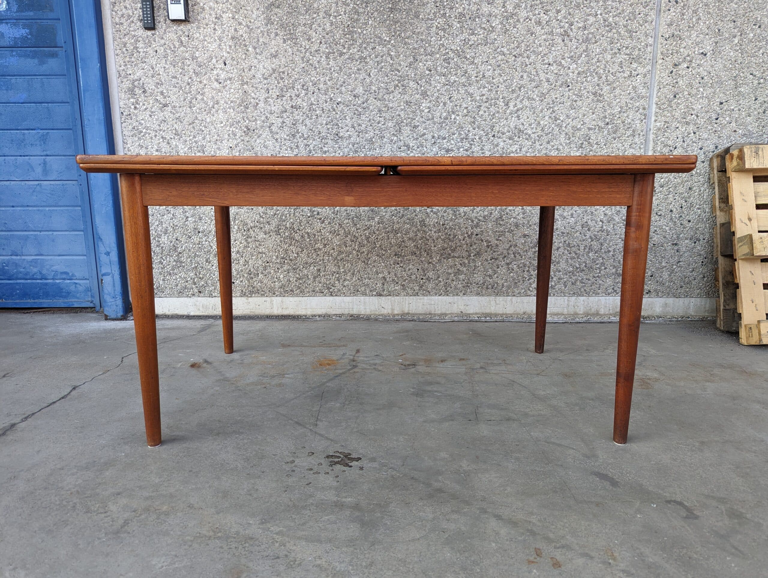 Spisebord