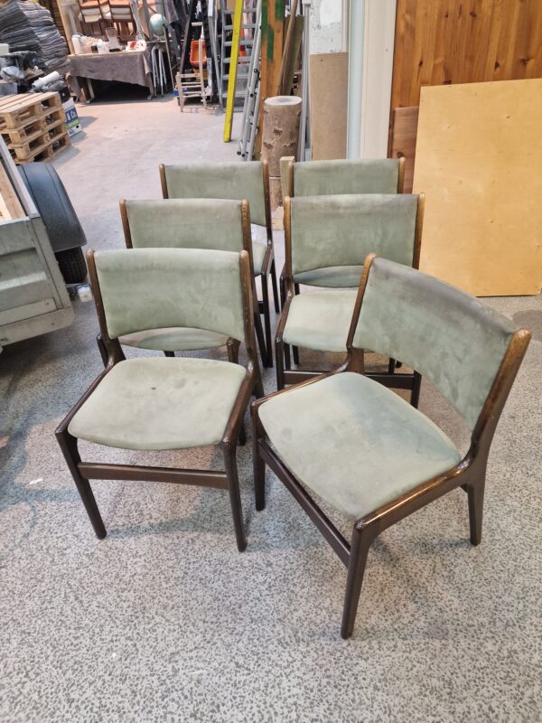 Seks spisestole, bejdset eg, Erik Buch model 89
