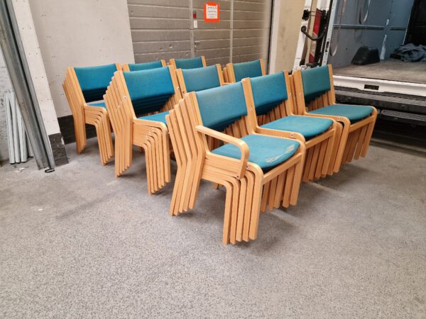 45 Magnus Olesen stole