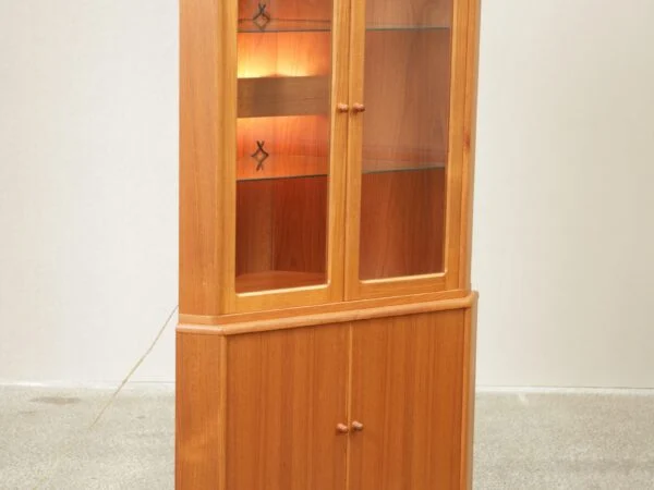 Hjørneskab, teak, Skovby