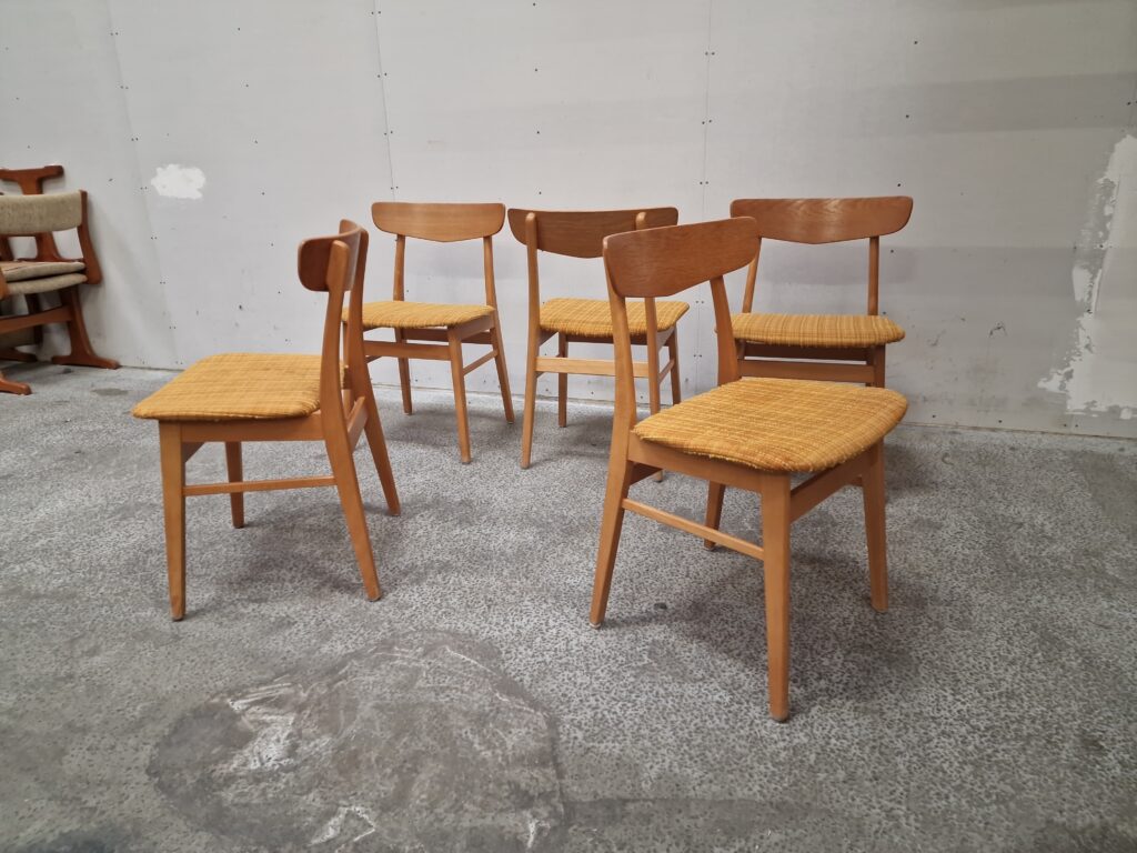 Fem spisestole, egetræ, Findahl, Mosbøl