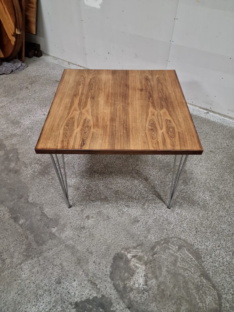 Kvadratisk spisebord i palisander, Fritz Hansen