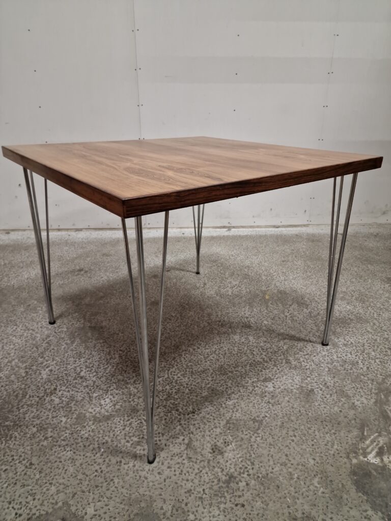 Kvadratisk spisebord i palisander, Fritz Hansen