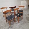 Fem assorterede spisestole. Mosbøl, Farstrup model 210