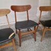 Fem assorterede spisestole. Mosbøl, Farstrup model 210
