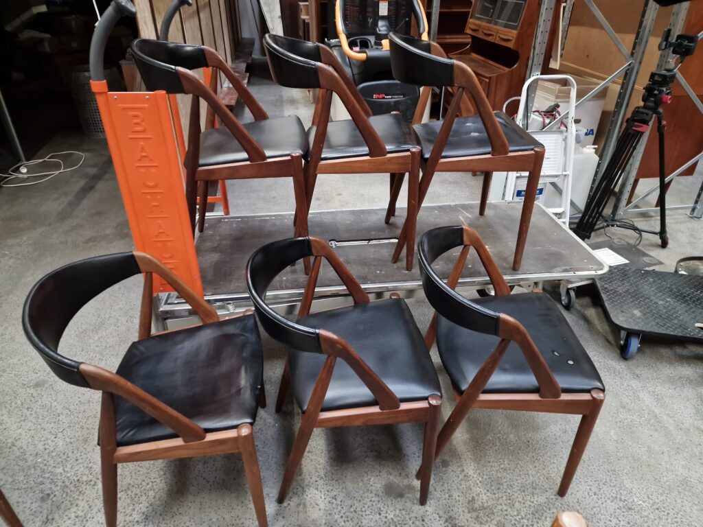 Seks spisestole af Kai Kristiansen, model 31, massiv teak