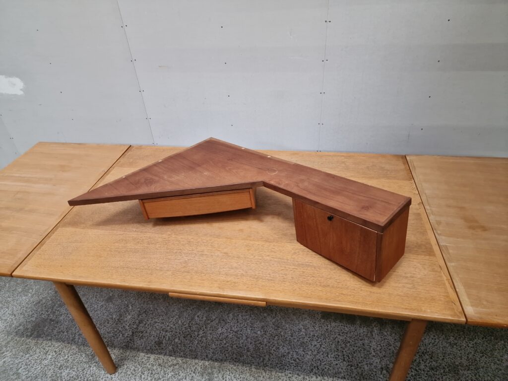 Hjørne-sminkebord, teak — billede 4