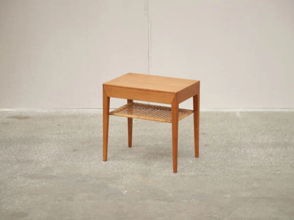 Sybord med flet hylde, teak, Severin Hansen