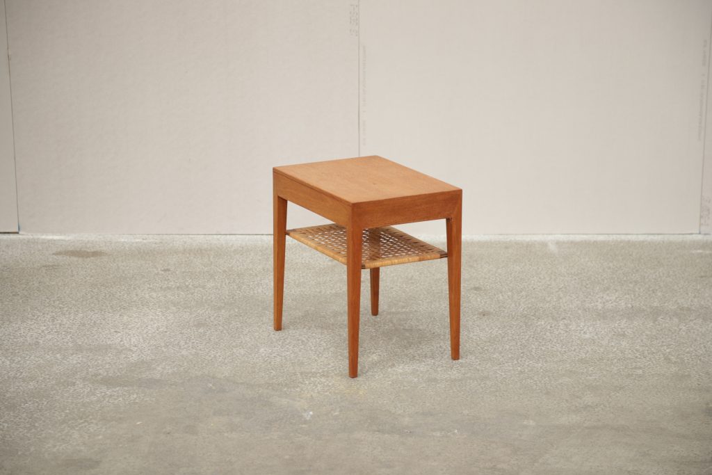 Sybord med flet hylde, teak, Severin Hansen