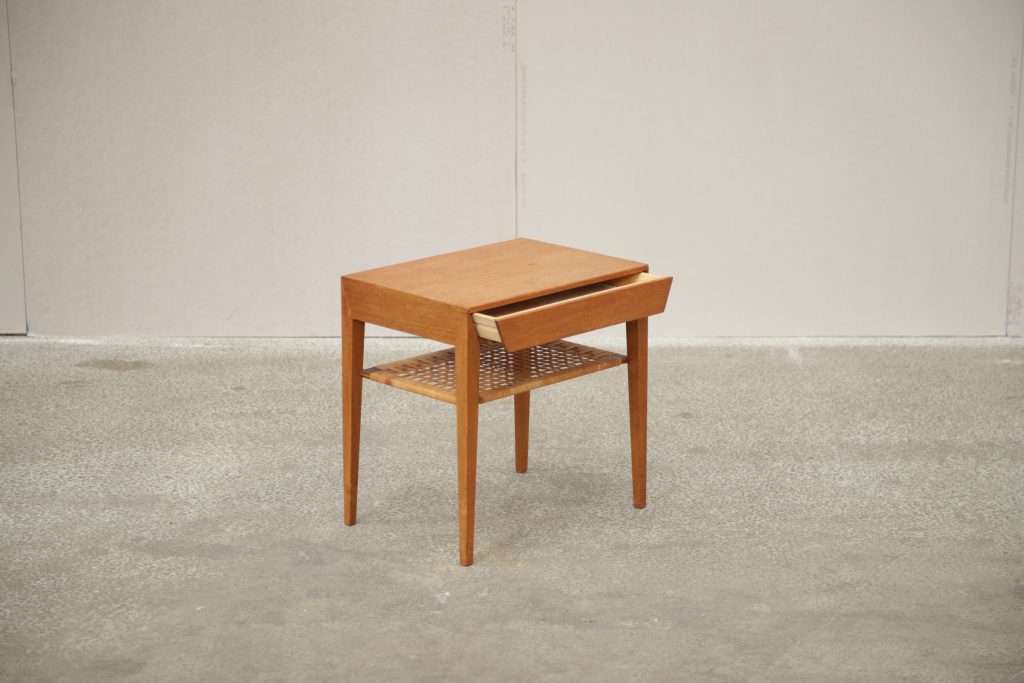 Sybord med flet hylde, teak, Severin Hansen