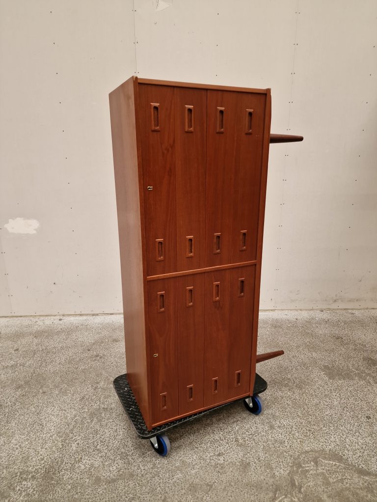Dobbeltkommode, teak, 2×4 skuffer