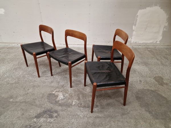 Fire spisestole, massiv teak, NO Møller model 75