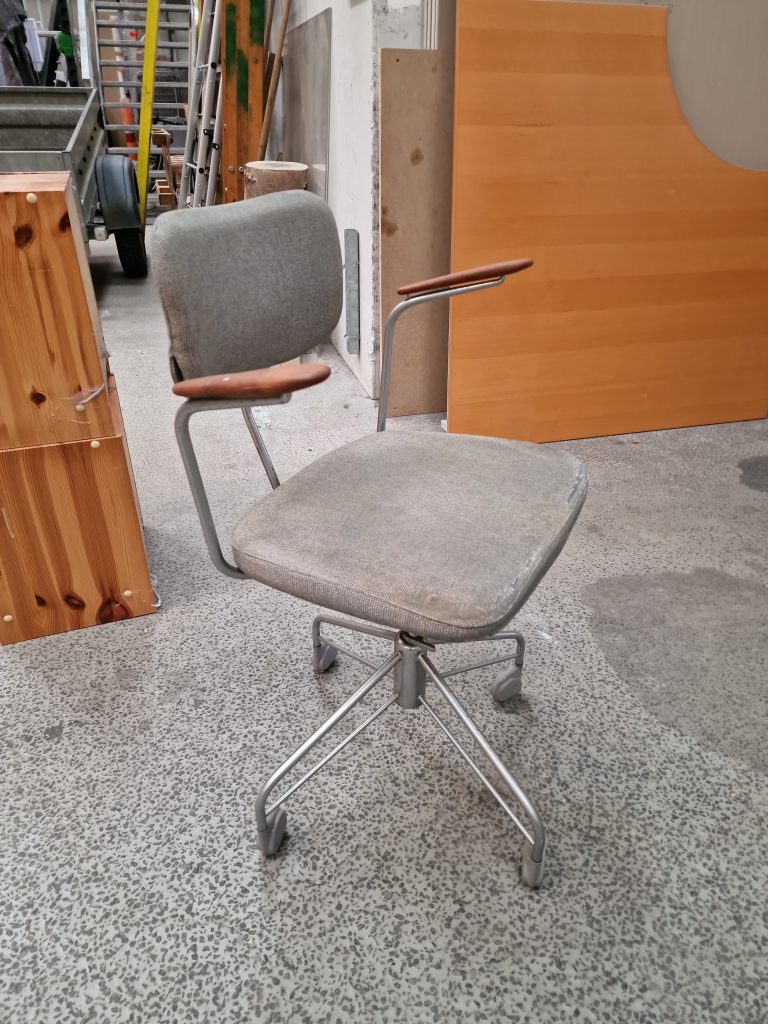 Danflex Kontorstol med teak armlæn