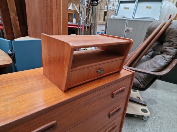 Sengebord, teak
