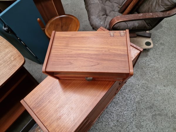 Sengebord, teak