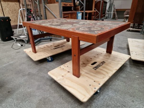 OX-ART Ox art sofabord på stel af teak — billede 5