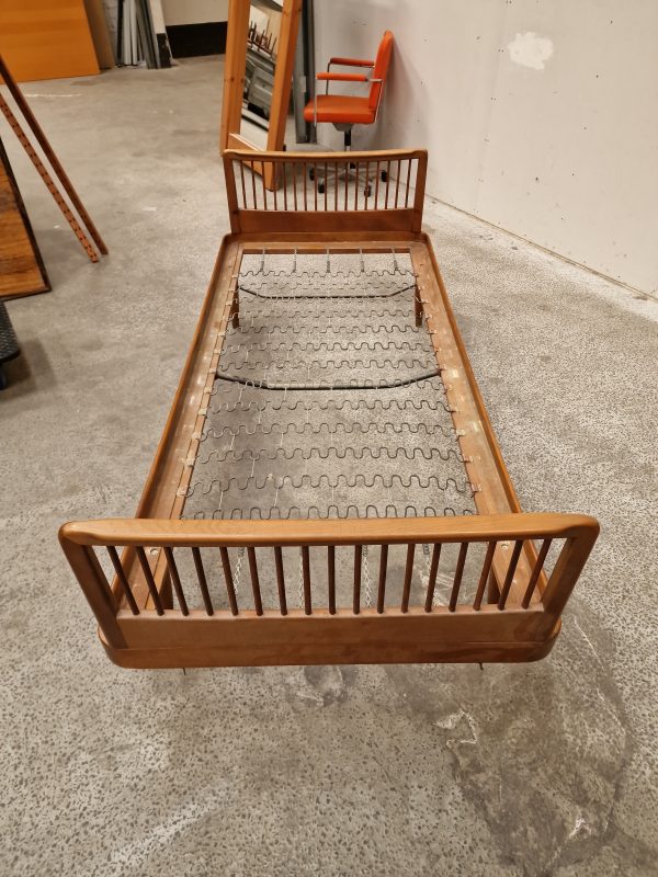 Daybed, nøddetræ, Horsnæs